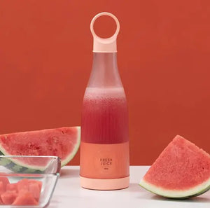 Mini Hand-held Juice Extractor